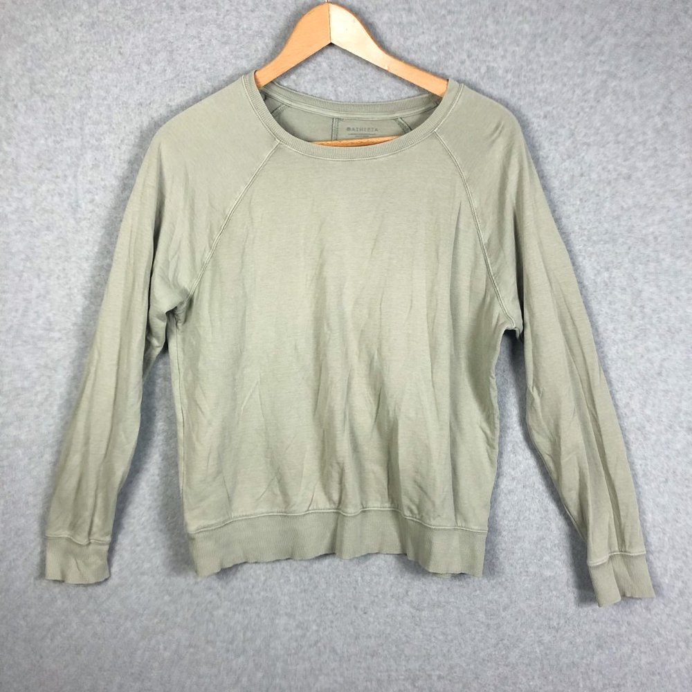 Athleta Green Longsleeve Dolman Tee Shirt Size Medium